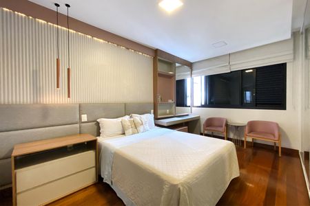 Apartamento à venda com 200m², 4 quartos e 3 vagasSuite 1