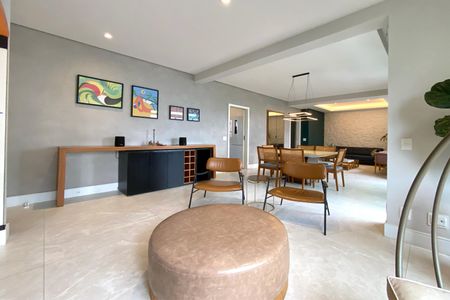 Apartamento à venda com 200m², 4 quartos e 3 vagasSala