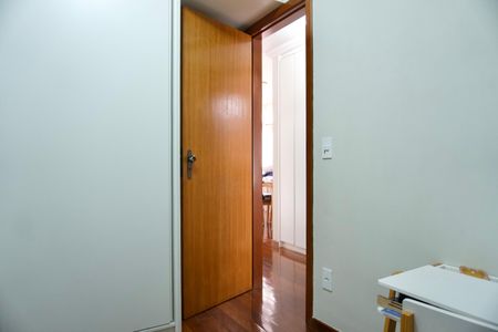 Apartamento à venda com 178m², 3 quartos e 2 vagas Apartamento à venda com 178m², 3 quartos e 2 vagasQuarto 1