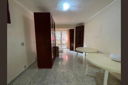 Casa à venda com 135m², 3 quartos e 3 vagasSala