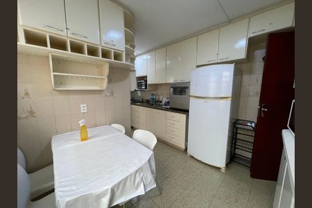 Casa à venda com 135m², 3 quartos e 3 vagasCozinha