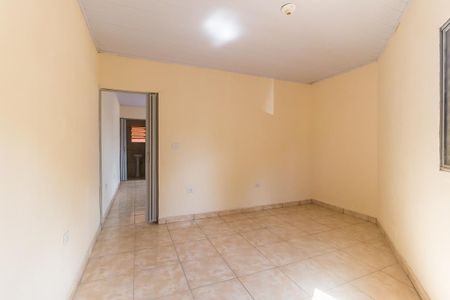 Quarto de casa para alugar com 1 quarto, 50m² em Jardim Nova Poá, Poá