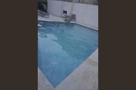 Apartamento para alugar com 32m², 2 quartos e sem vaga Apartamento para alugar com 32m², 2 quartos e sem vagaÁrea comum - Piscina