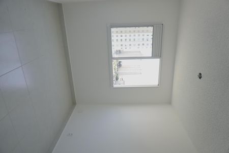 Sala de apartamento para alugar com 2 quartos, 32m² em Vila Carmosina, São Paulo