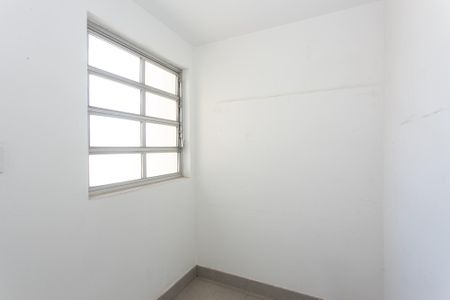 Apartamento à venda com 107m², 2 quartos e sem vaga Apartamento à venda com 107m², 2 quartos e sem vagaQuarto de Serviço