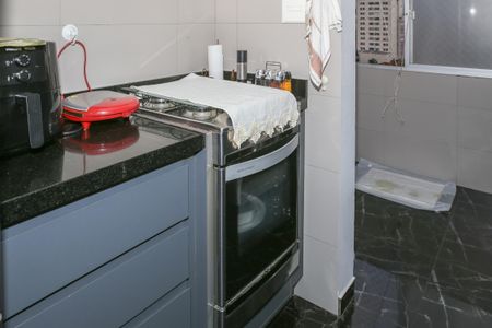 Cozinha e Área de Serviço de apartamento para alugar com 2 quartos, 75m² em Perdizes, São Paulo