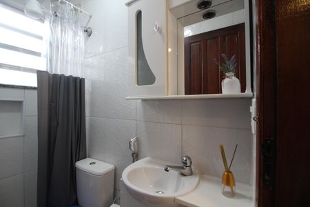 Casa de condomínio à venda com 125m², 2 quartos e 1 vagaBanheiro Social