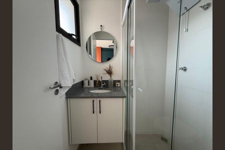Banheiro de kitnet/studio para alugar com 1 quarto, 17m² em Campos Elíseos, São Paulo