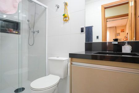Apartamento à venda com 152m², 3 quartos e 2 vagasBanheiro social