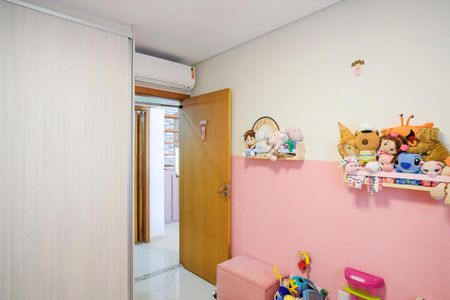 Apartamento à venda com 152m², 3 quartos e 2 vagasQuarto 