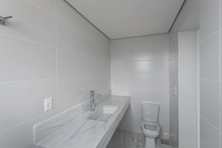 Apartamento para alugar com 92m², 2 quartos e 3 vagas Apartamento para alugar com 92m², 2 quartos e 3 vagasBanheiro da suíte 2