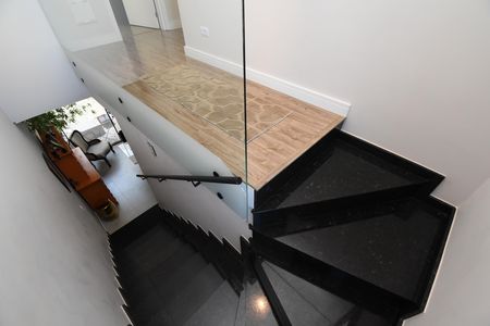 Casa de condomínio para alugar com 90m², 3 quartos e 2 vagasCorredor/Escadas