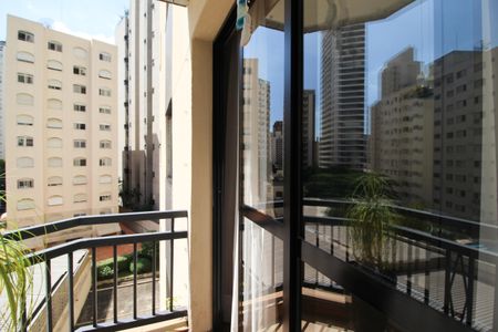 Apartamento à venda com 70m², 2 quartos e 1 vagaVaranda