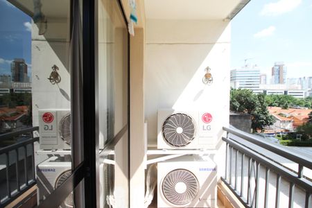 Apartamento à venda com 70m², 2 quartos e 1 vagaVaranda