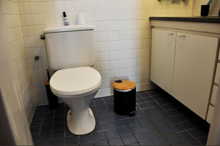 Apartamento à venda com 60m², 2 quartos e 1 vagaDetalhe - Banheiro Social