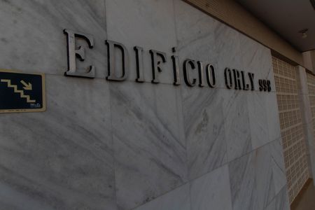 Apartamento à venda com 141m², 3 quartos e 1 vaga Apartamento à venda com 141m², 3 quartos e 1 vagaFACHADA