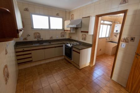 Apartamento à venda com 141m², 3 quartos e 1 vaga Apartamento à venda com 141m², 3 quartos e 1 vagaCOZINHA