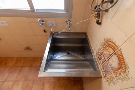 Apartamento à venda com 141m², 3 quartos e 1 vaga Apartamento à venda com 141m², 3 quartos e 1 vagaÁREA DE SERVIÇO