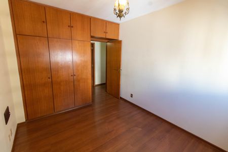 Apartamento à venda com 141m², 3 quartos e 1 vaga Apartamento à venda com 141m², 3 quartos e 1 vagaQUARTO 1