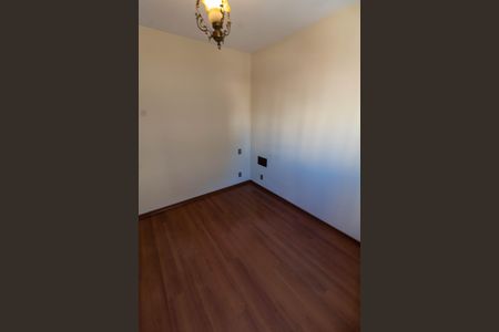 Apartamento à venda com 141m², 3 quartos e 1 vaga Apartamento à venda com 141m², 3 quartos e 1 vagaQUARTO 2