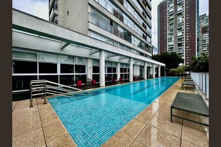 Apartamento para alugar com 43m², 1 quarto e 1 vagaPiscina 