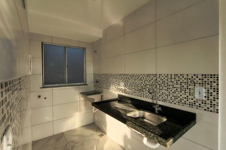 Cozinha de apartamento para alugar com 2 quartos, 36m² em Freguesia (jacarepaguá), Rio de Janeiro