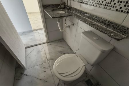 Apartamento para alugar com 36m², 2 quartos e sem vaga Apartamento para alugar com 36m², 2 quartos e sem vagaBanheiro Social