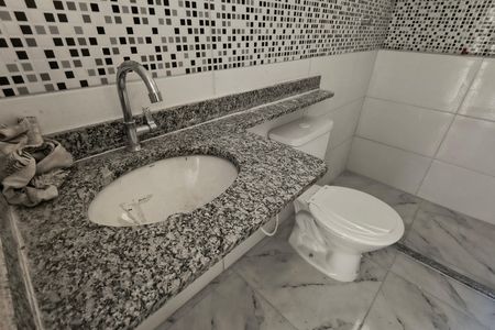 Apartamento para alugar com 36m², 2 quartos e sem vaga Apartamento para alugar com 36m², 2 quartos e sem vagaBanheiro Social