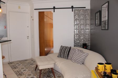 Sala/cozinha de apartamento à venda com 1 quarto, 37m² em Santa Cecilia, São Paulo
