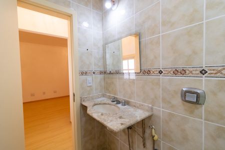 Casa de condomínio para alugar com 177m², 3 quartos e 2 vagas Casa de condomínio para alugar com 177m², 3 quartos e 2 vagasBanheiro da Suíte