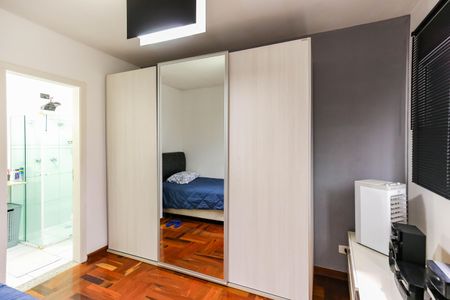 Casa à venda com 125m², 3 quartos e 3 vagasSuíte 2