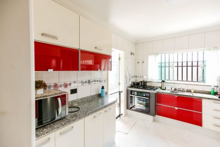 Casa à venda com 125m², 3 quartos e 3 vagasCozinha 