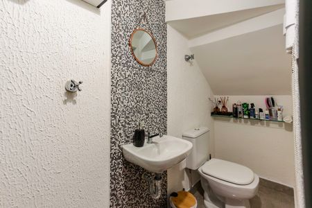 Casa à venda com 125m², 3 quartos e 3 vagasBanheiro - Garagem