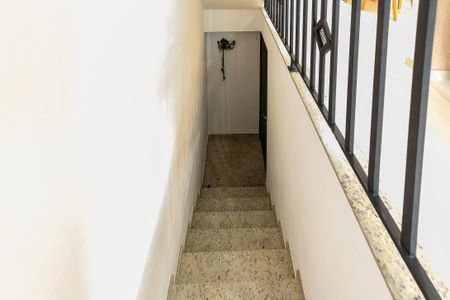 Casa à venda com 125m², 3 quartos e 3 vagasEscadas - Garagem
