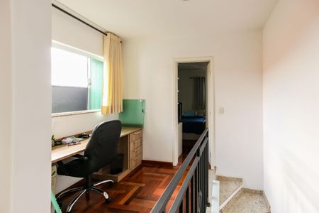 Casa à venda com 125m², 3 quartos e 3 vagasCorredor Quartos 