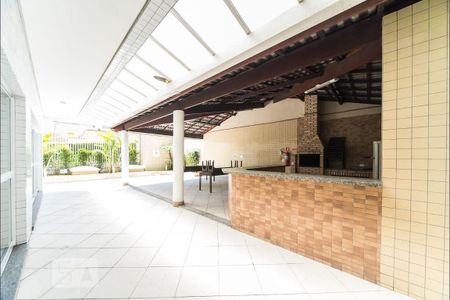 Apartamento à venda com 99m², 3 quartos e 2 vagas Apartamento à venda com 99m², 3 quartos e 2 vagasÁrea comum - Churrasqueira