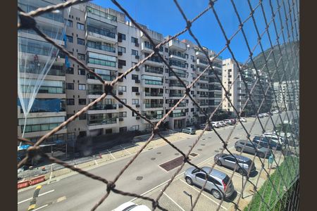 Apartamento à venda com 81m², 3 quartos e 1 vaga Apartamento à venda com 81m², 3 quartos e 1 vagaVista