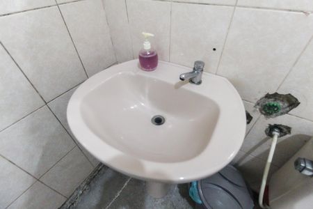 Casa à venda com 300m², 6 quartos e 1 vagaBanheiro de Serviço