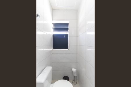 Casa à venda com 300m², 6 quartos e 1 vagaBanheiro de Serviço Casa 2