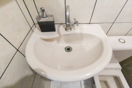 Casa à venda com 300m², 6 quartos e 1 vagaBanheiro Social