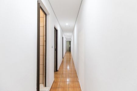 Casa à venda com 300m², 6 quartos e 1 vagaCorredor