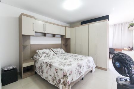 Casa à venda com 300m², 6 quartos e 1 vagaSuíte Casa 2