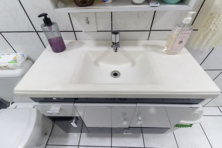 Casa à venda com 300m², 6 quartos e 1 vagaBanheiro Quarto 4 - Suíte