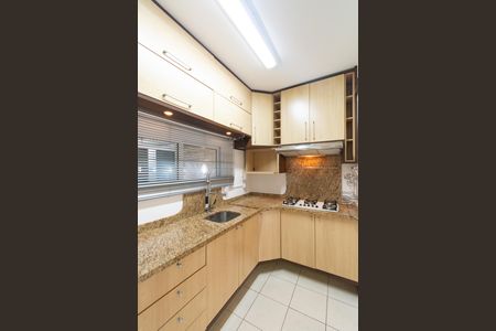 Casa de condomínio para alugar com 122m², 3 quartos e 3 vagas