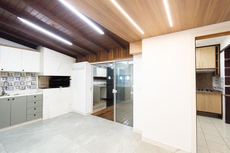 Casa de condomínio para alugar com 122m², 3 quartos e 3 vagas