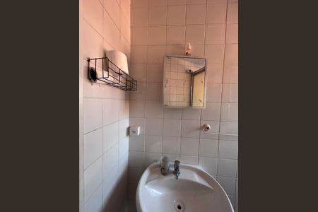 Casa à venda com 125m², 2 quartos e 2 vagas Casa à venda com 125m², 2 quartos e 2 vagasEdícula