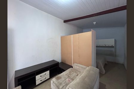 Casa à venda com 125m², 2 quartos e 2 vagas Casa à venda com 125m², 2 quartos e 2 vagasEdícula