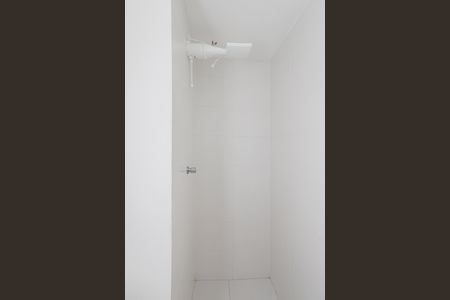 Apartamento à venda com 36m², 2 quartos e sem vaga Apartamento à venda com 36m², 2 quartos e sem vagaBanheiro