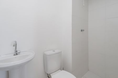 Apartamento à venda com 36m², 2 quartos e sem vaga Apartamento à venda com 36m², 2 quartos e sem vagaBanheiro