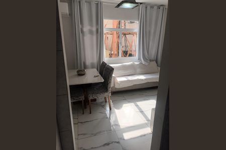 Apartamento para alugar com 101m², 3 quartos e 1 vaga Apartamento para alugar com 101m², 3 quartos e 1 vagaSala